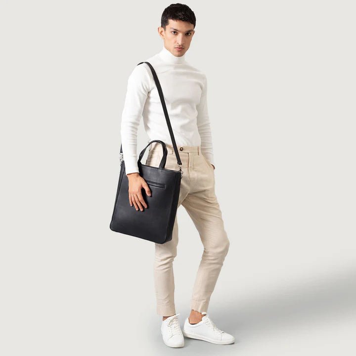 The Poet Black Full-Grain Milled Leather Bag for Men & Women - Darklove