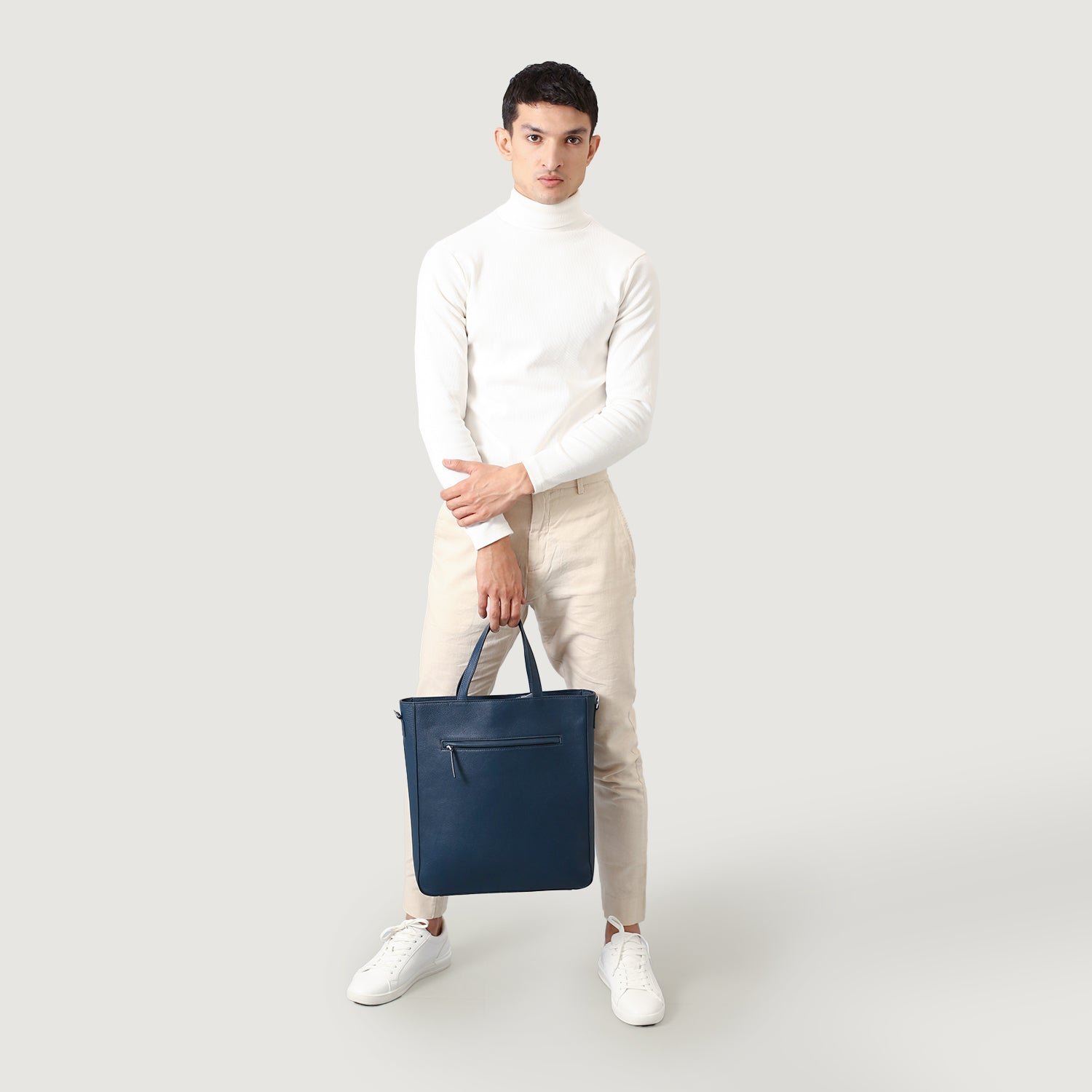 The Poet Midnight Blue Leather Tote Bag - Image 2